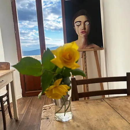 Bed & Breakfast Foresteria Aquila Reale 3*