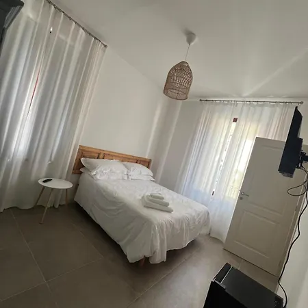 ベッド・アンド・ブレックファスト Foresteria Aquila Reale Villa Santa Lucia degli Abruzzi